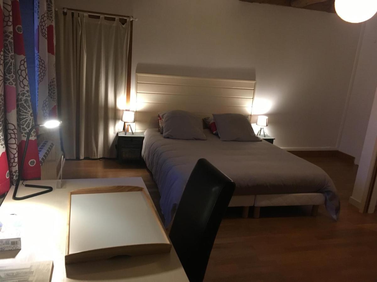 Villa Duo Μπεζανσόν Εξωτερικό φωτογραφία